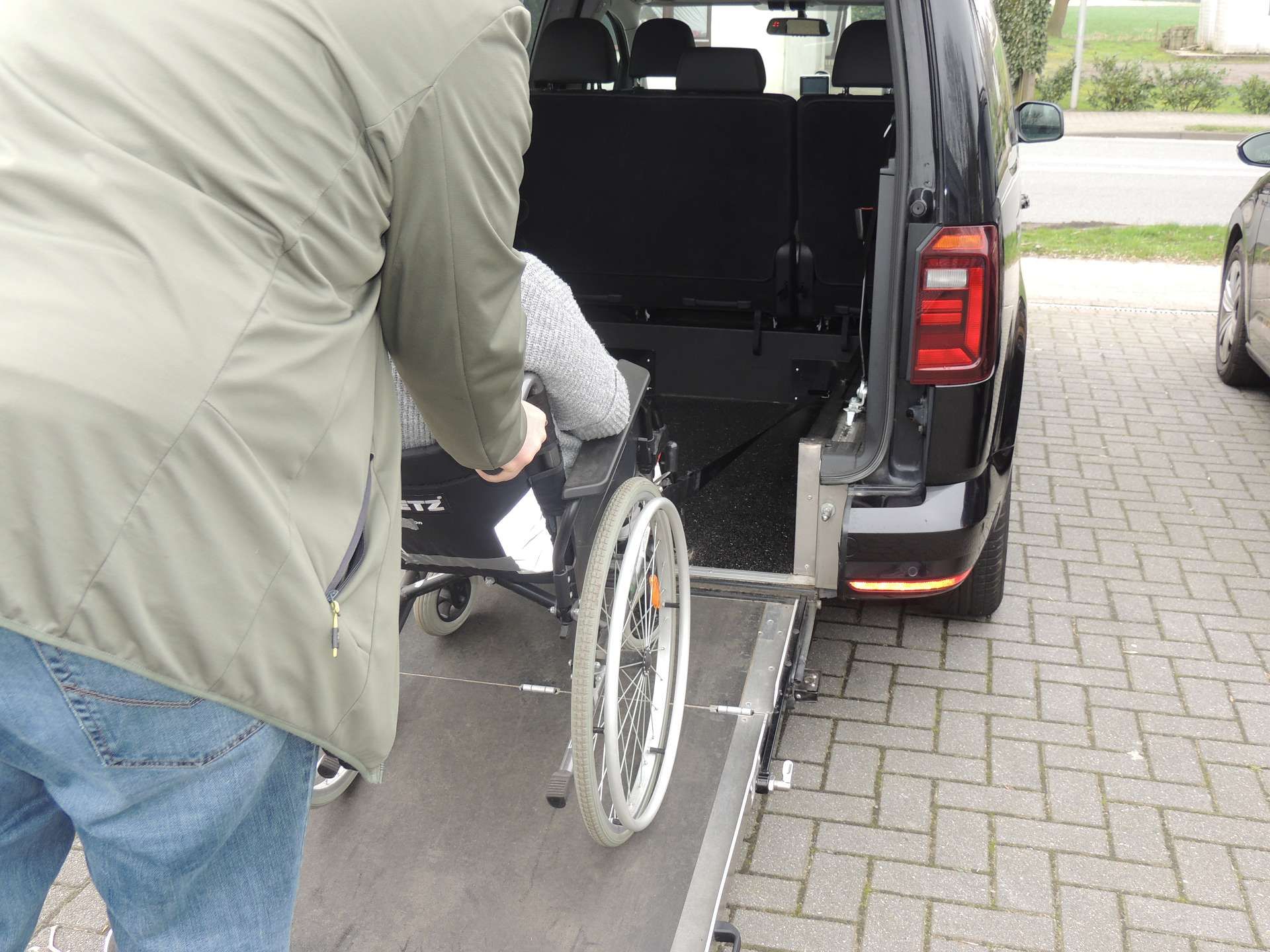 Taxi mit Rollstuhlrampe Elsfleth, Lemwerder & Berne