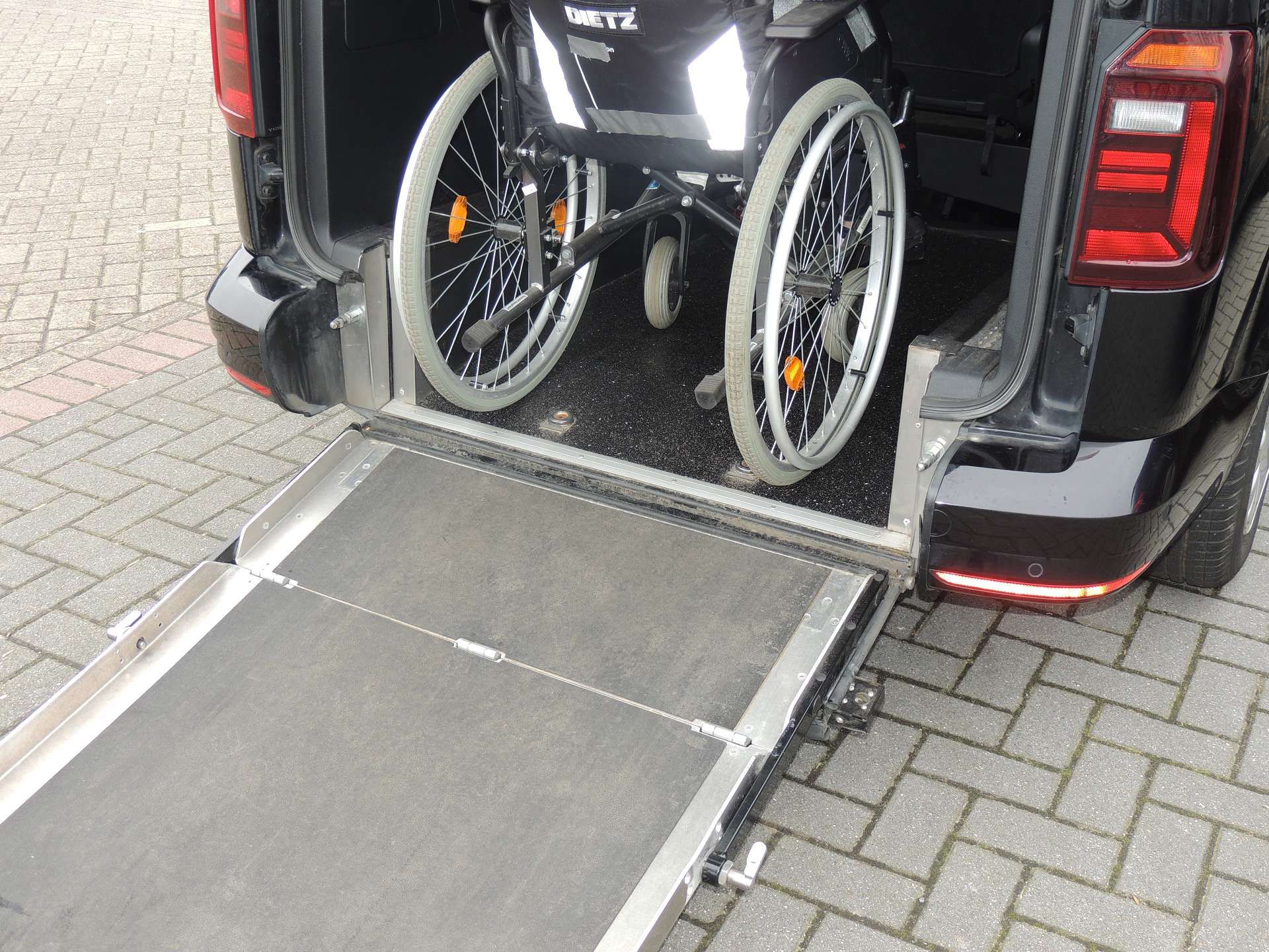 Taxi für Rollstuhlfahrer Elsfleth, Lemwerder & Berne